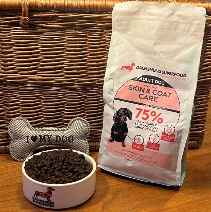 Dachshund Veterinary Range - Skin and Coat Care - Adult Dog