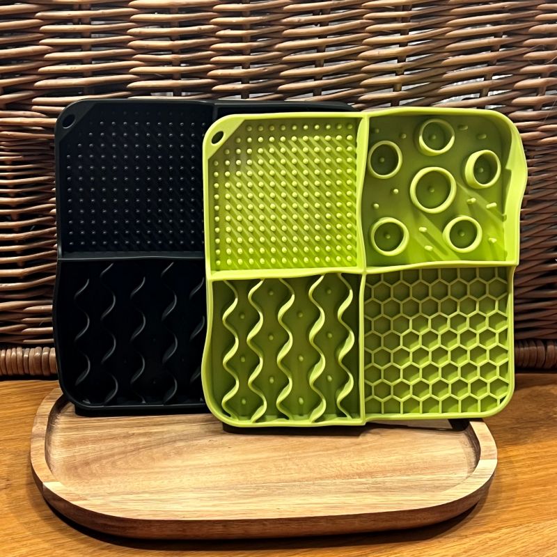 Dachshund Superfood Dog Food Lick Mat